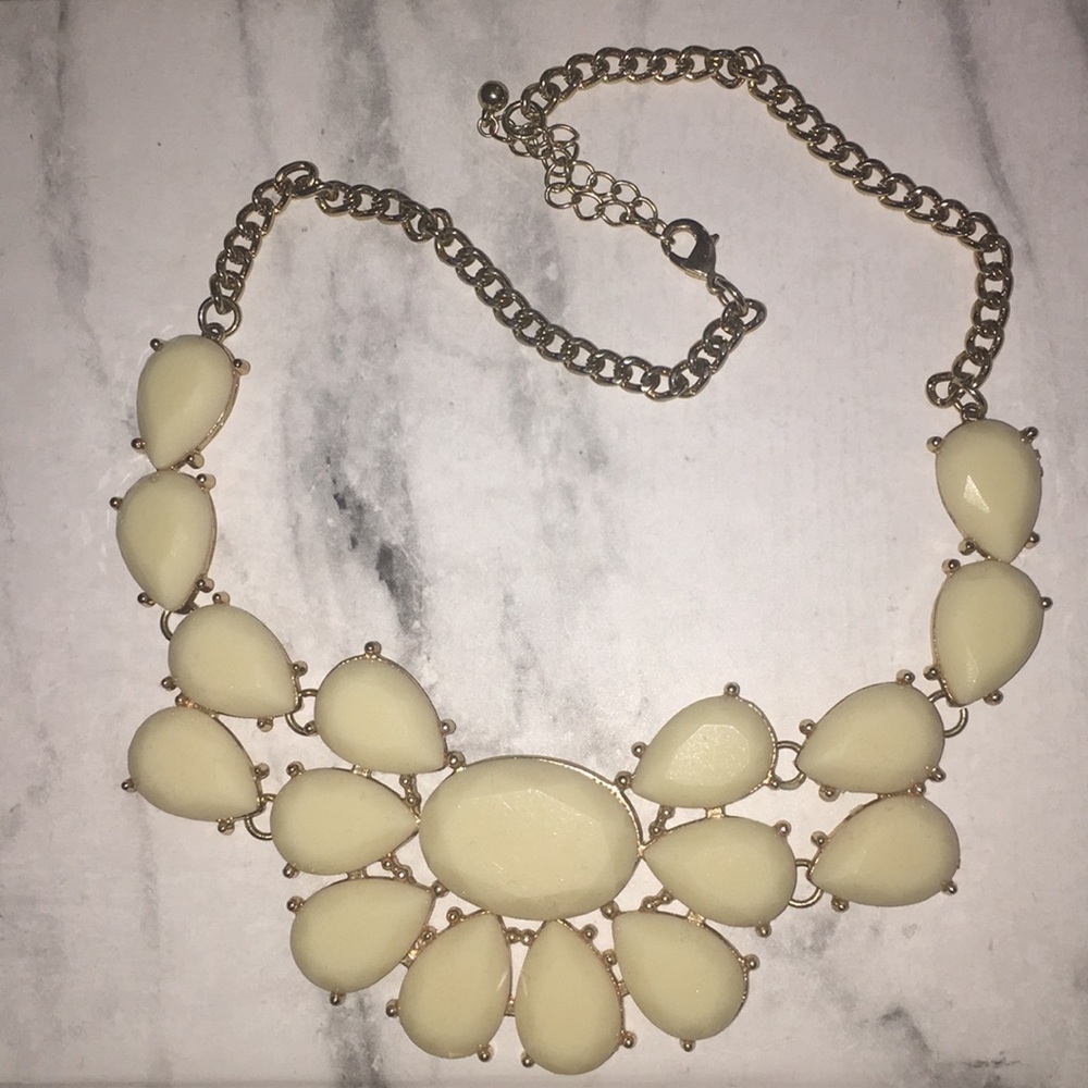 Cream & Gold statement necklace